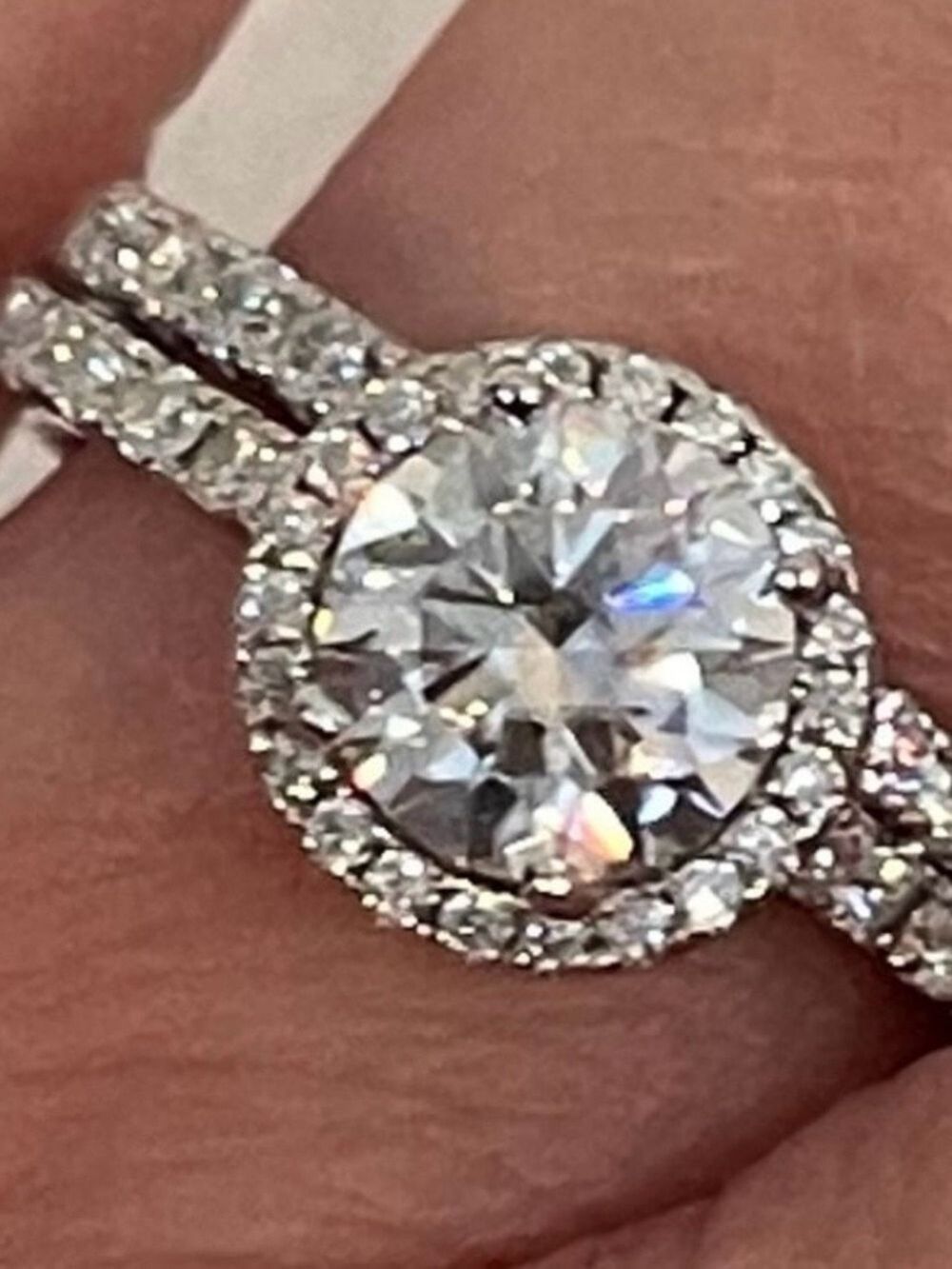 Rhodium plating over 925 silver Bridal Ring 1.49ct Moissanite woman’s ring - Picture 8 of 8